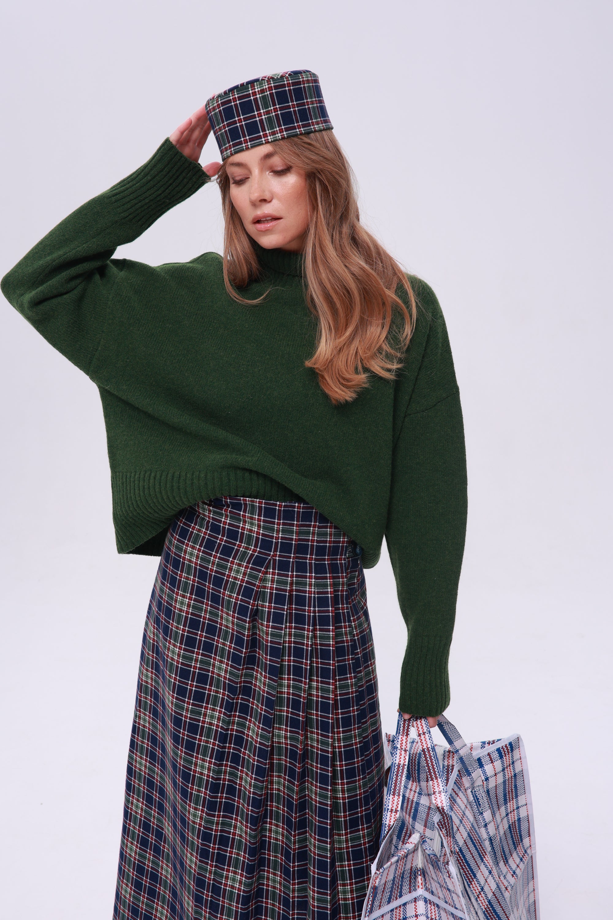 Sweter Wełniany Dolan Moss