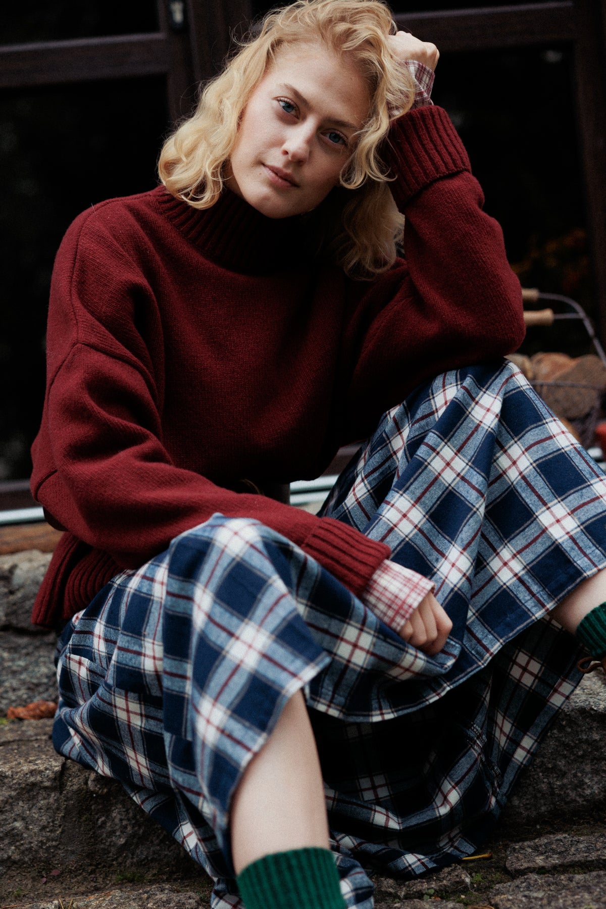 Sweter Dolan Wine